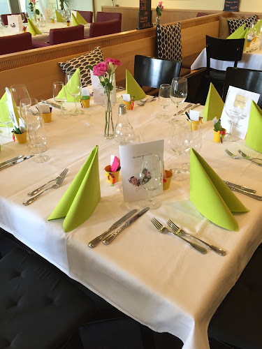 Restaurant Brasserie Lorzenhof — Schweizerisches Restaurant